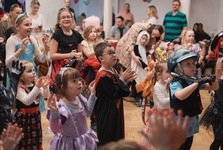 Veselá rodina odstartuje rok 2026 karnevalem a přidá nové akce pro rodiny